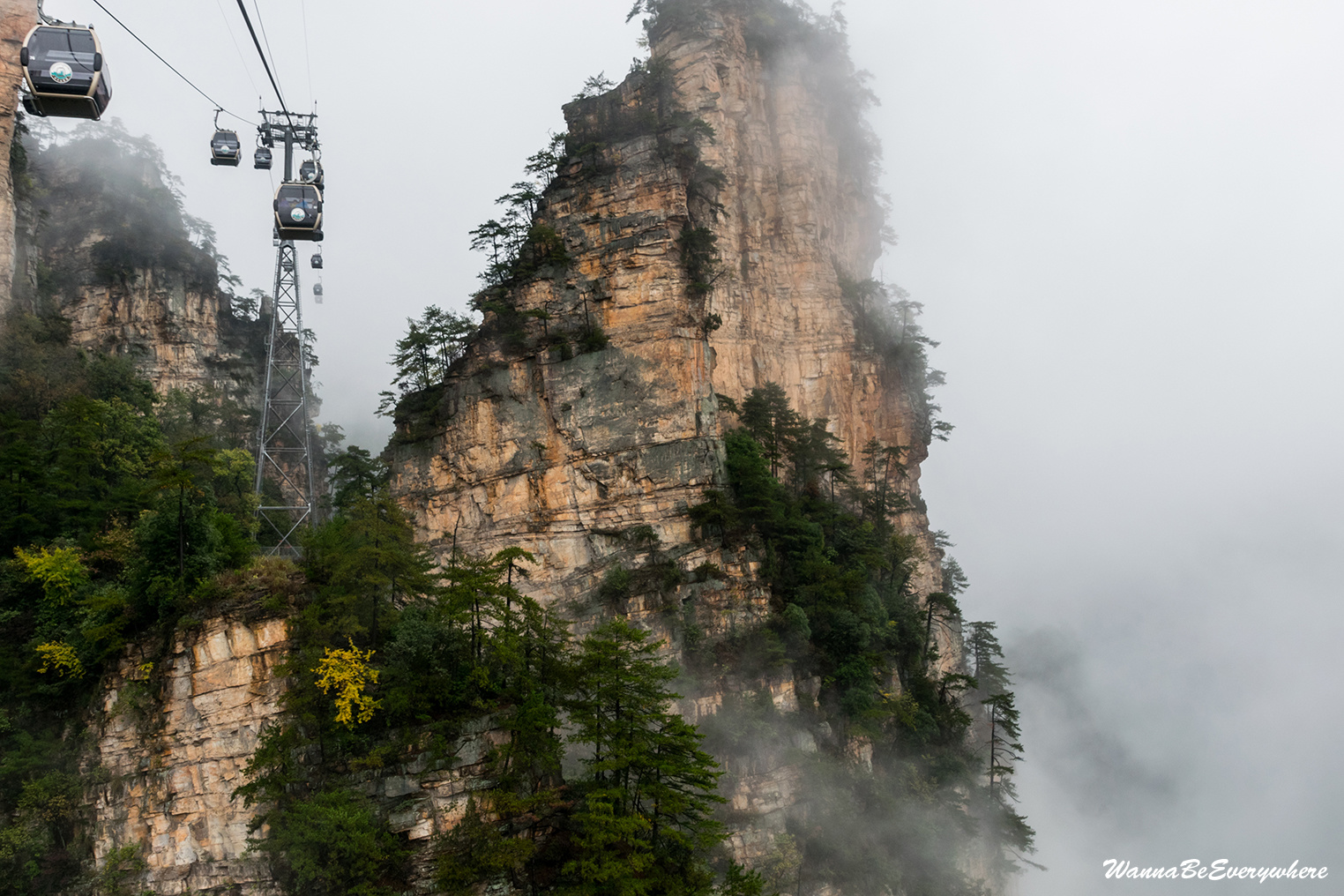 tianzi mountains climbing