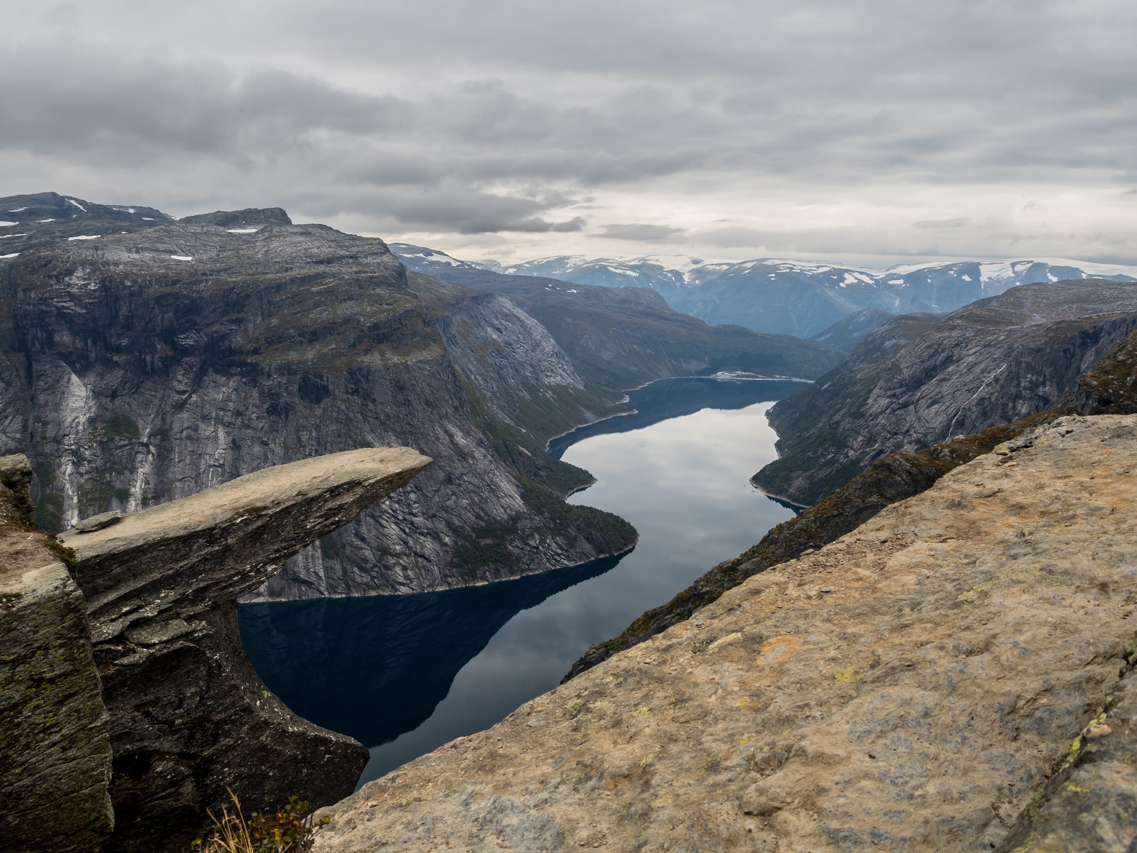 Hike to Trolltunga | Hiking Tips | Norway - Wannabeeverywhere.com